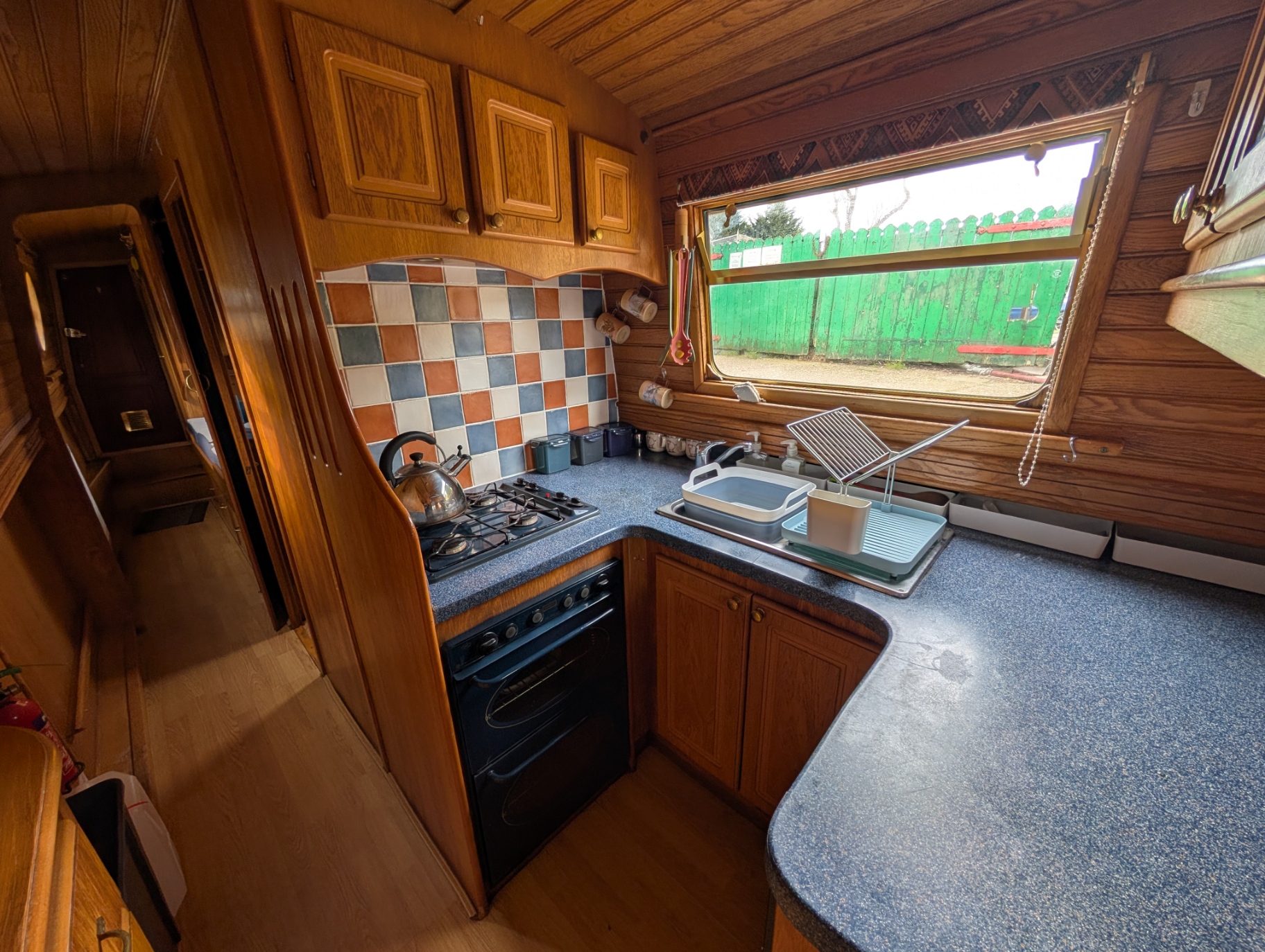 NB Naomhog - 45' Cruiser Stern Narrowboat For Sale 8